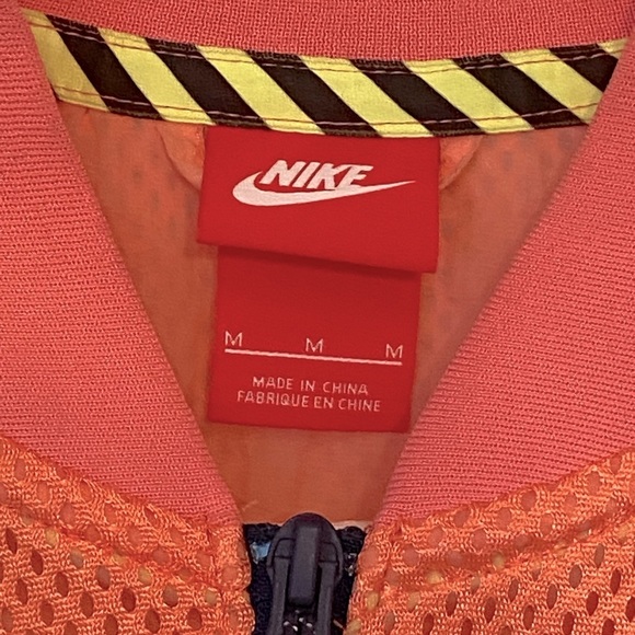 Nike Mesh Jacket - Picture 9 of 9